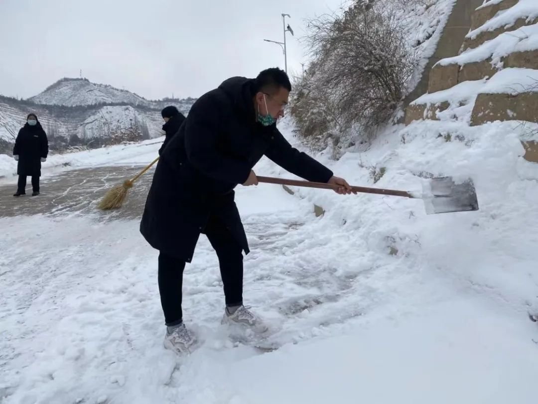新春佳节的温暖守护 | 欧博abg以行动誊写责任，拾金不昧照亮人心