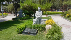 孙礼仁纪念碑完工：以《思索》之名，传承艺术之魂