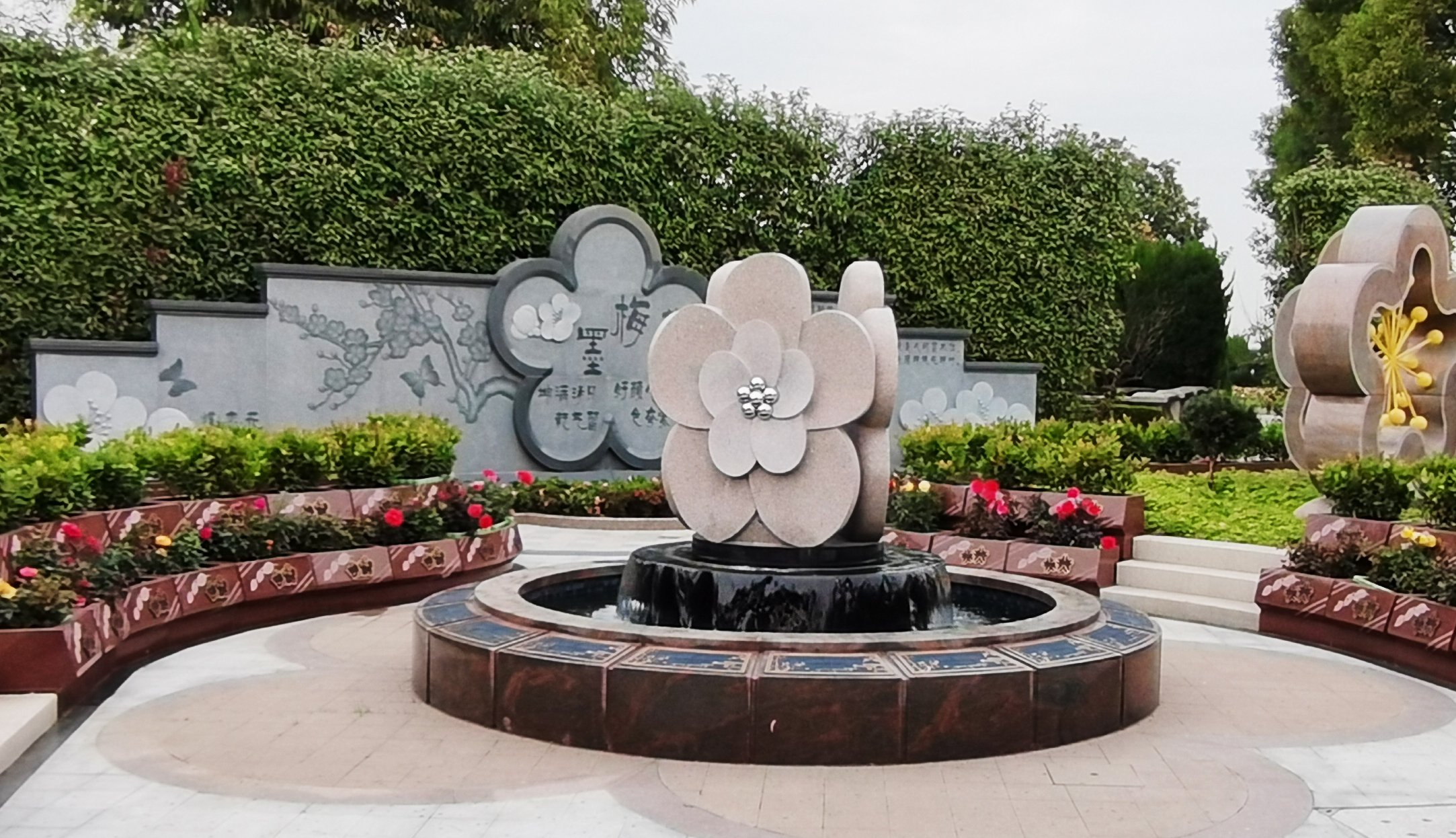 墨梅苑：清风正气，小儿归魂 | 墓园小区妄想经典案例